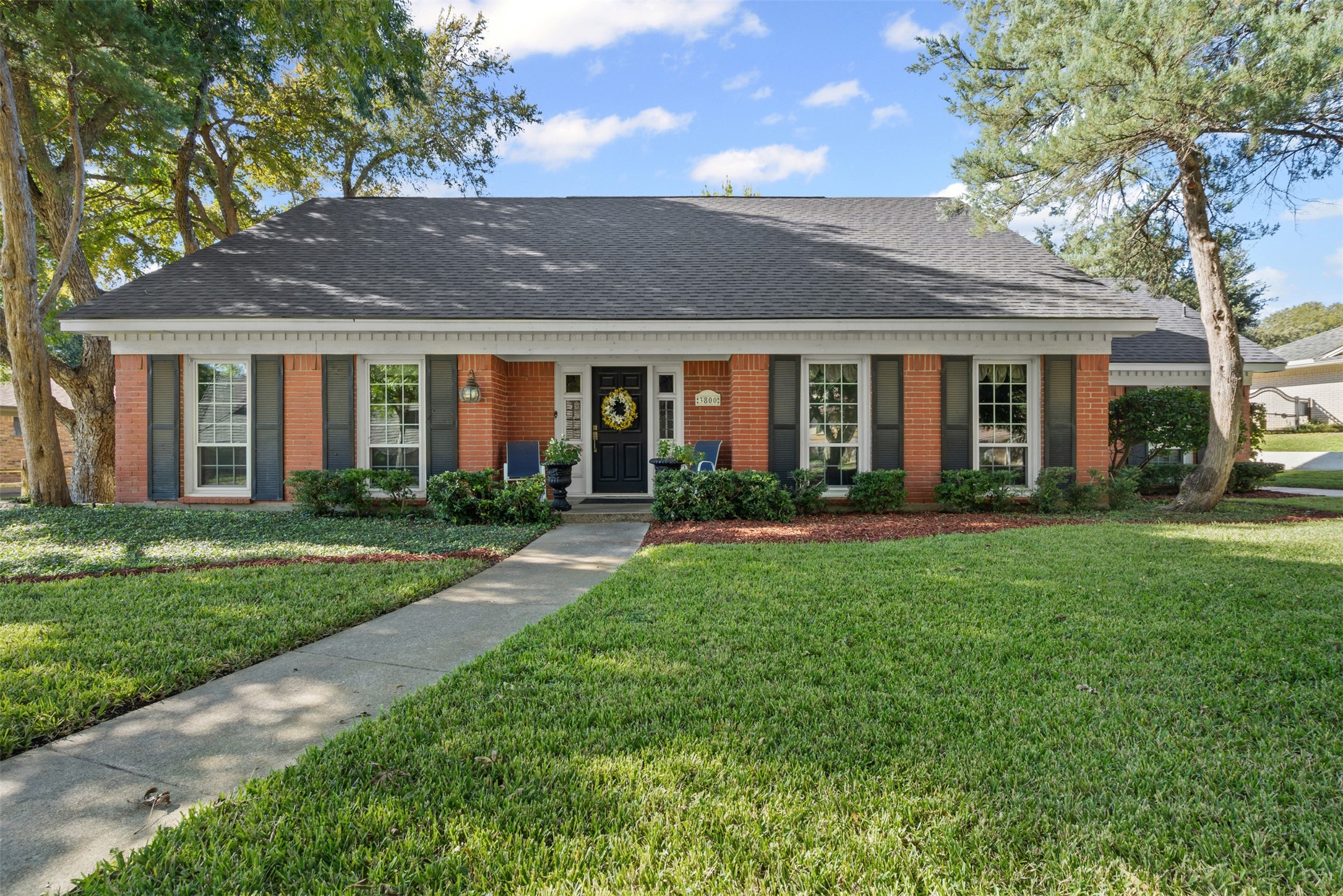 3800 Hollow Creek Road Benbrook TX 76116