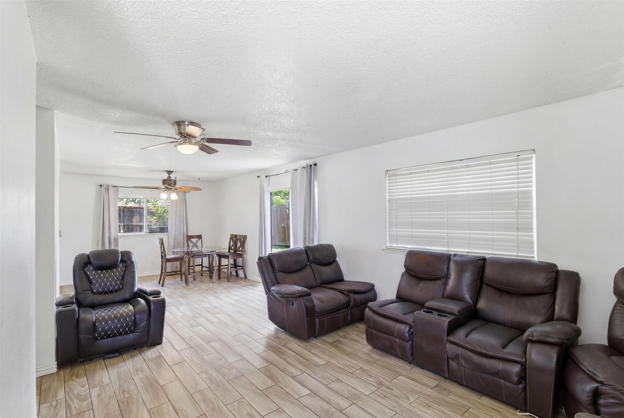 2729 Posey Drive Irving TX 75062