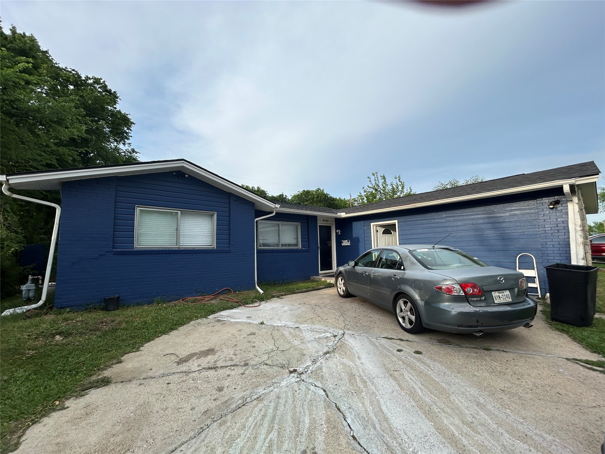 2729 Posey Drive Irving TX 75062