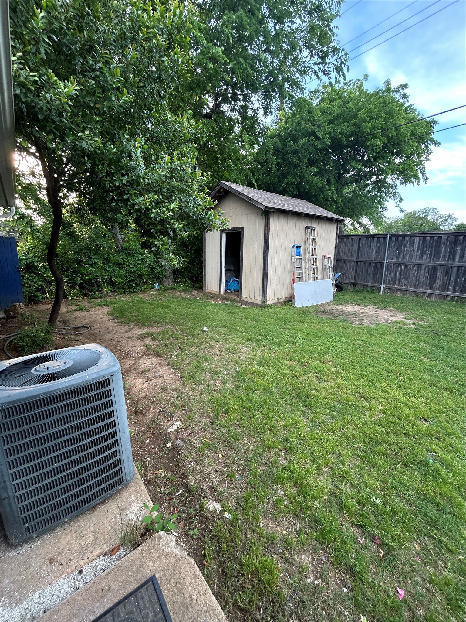 2729 Posey Drive Irving TX 75062