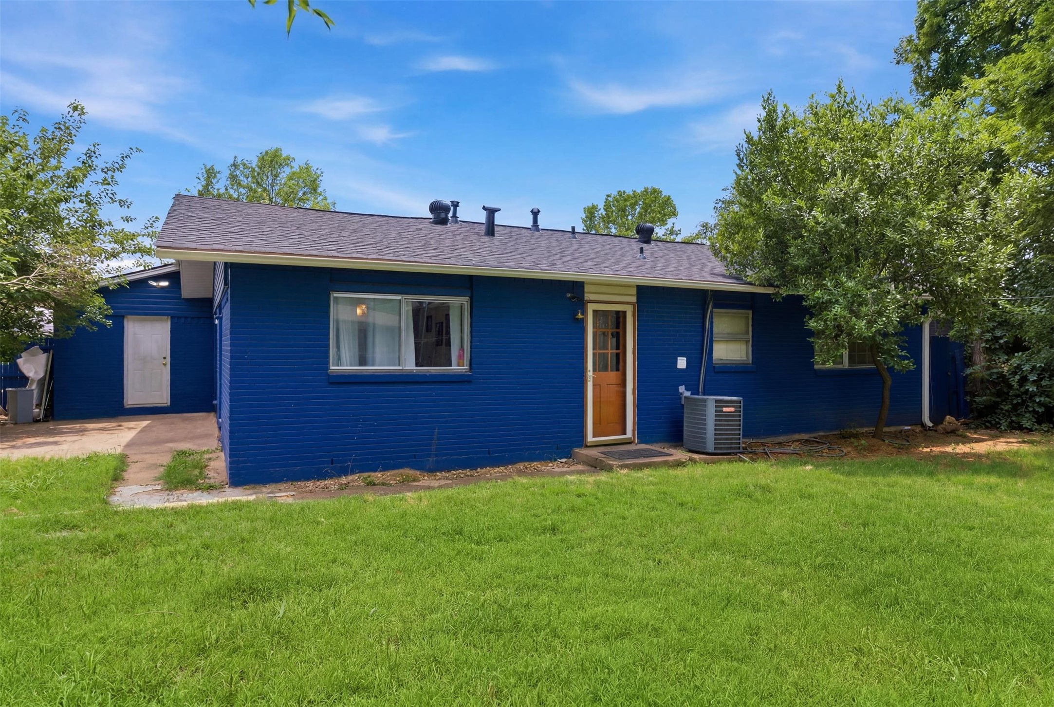 2729 Posey Drive Irving TX 75062