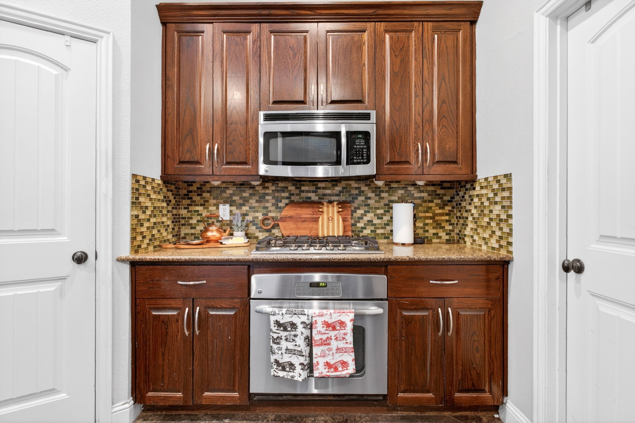 1227 Belle Meade Way Burleson TX 76028