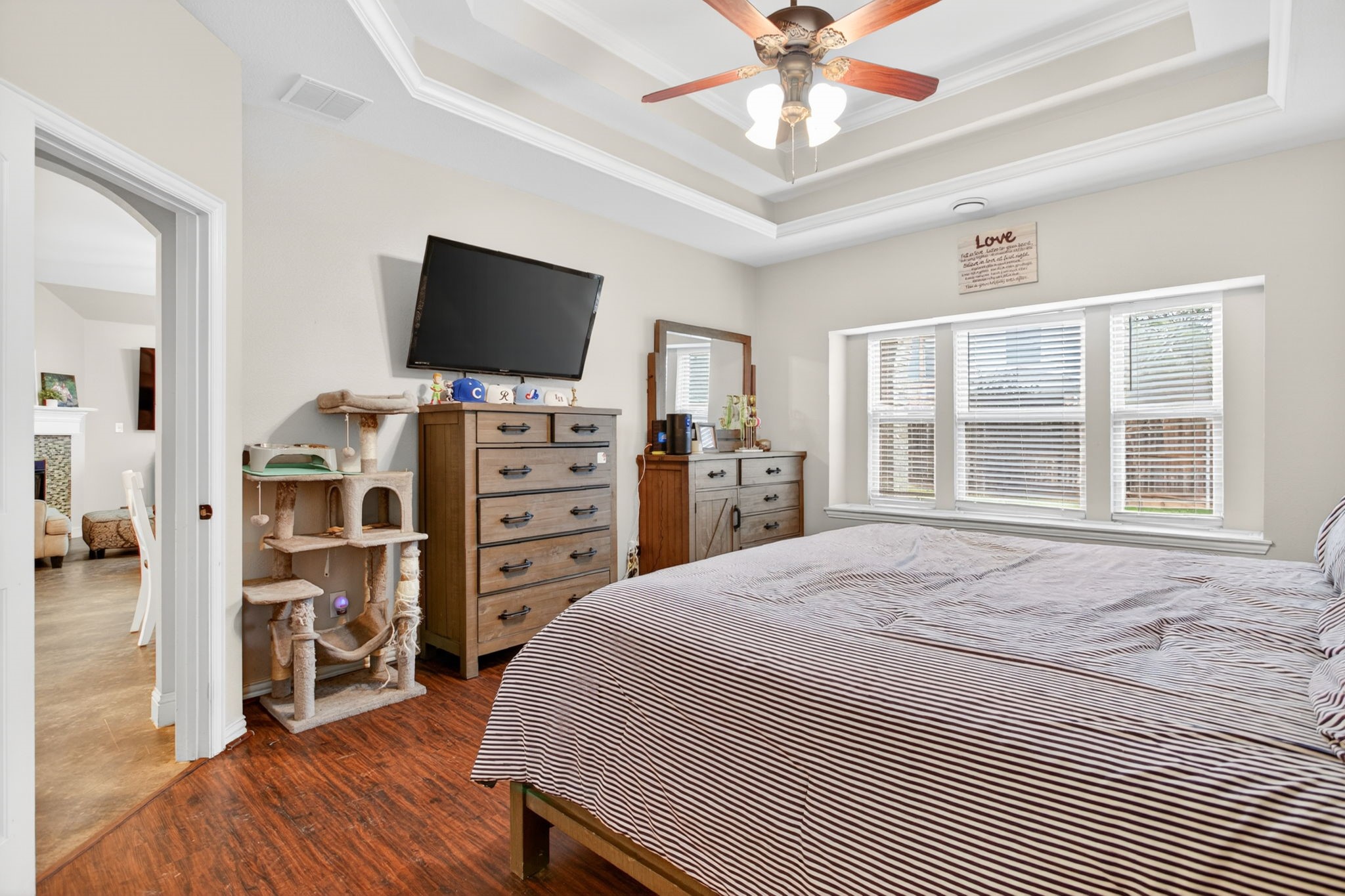 1227 Belle Meade Way Burleson TX 76028