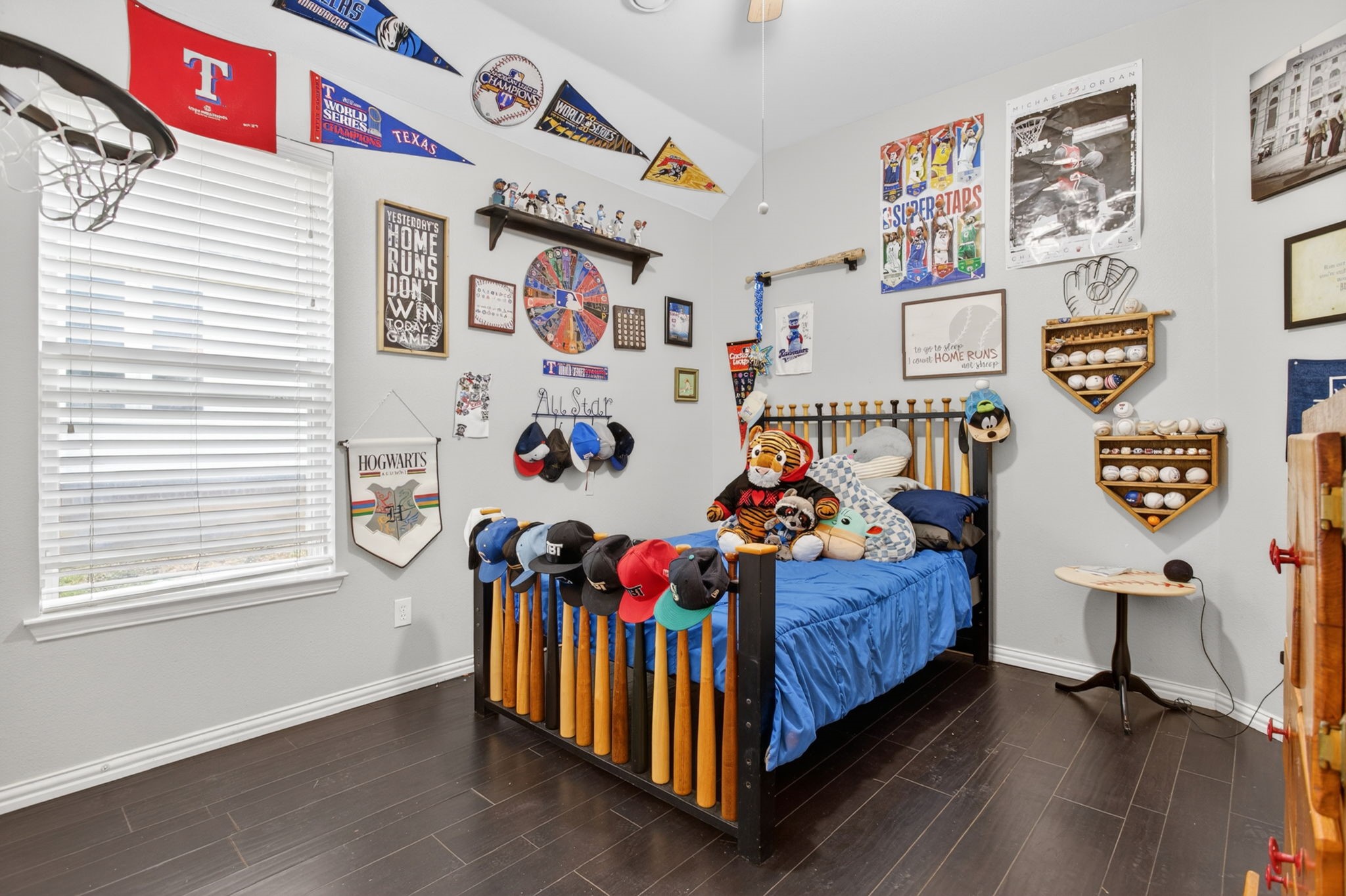 1227 Belle Meade Way Burleson TX 76028