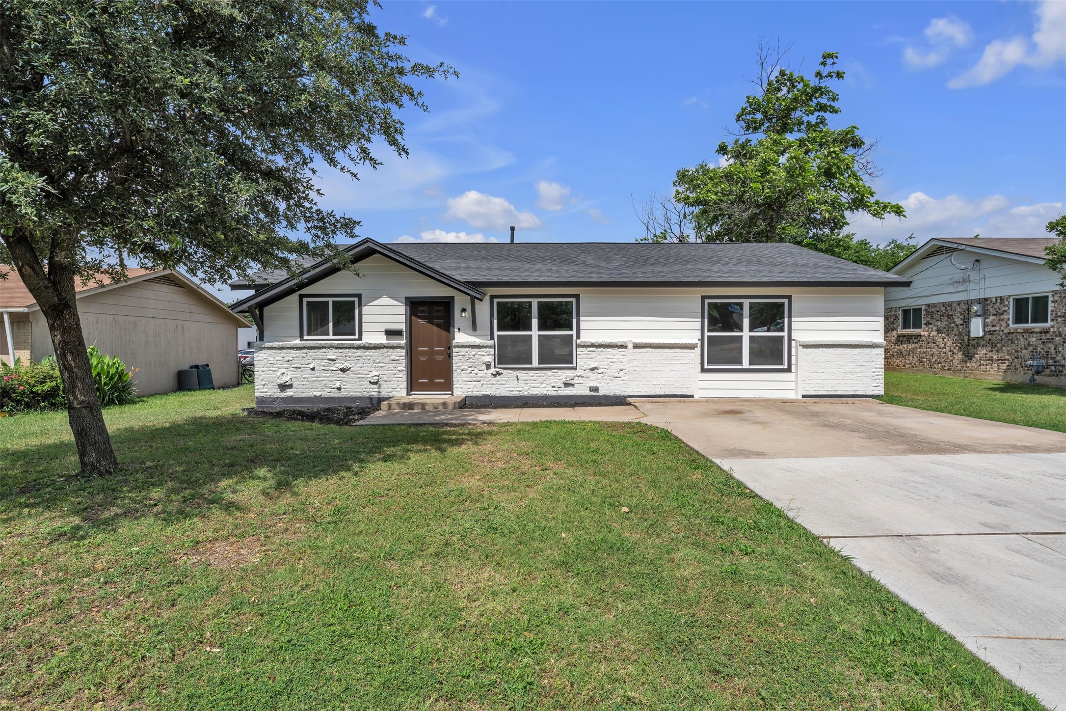 3265 Earle Drive Haltom City TX 76117