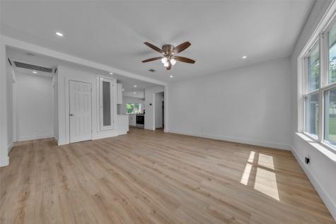 3265 Earle Drive Haltom City TX 76117
