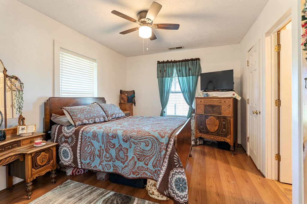 10276 Timber Trail Scurry TX 75158