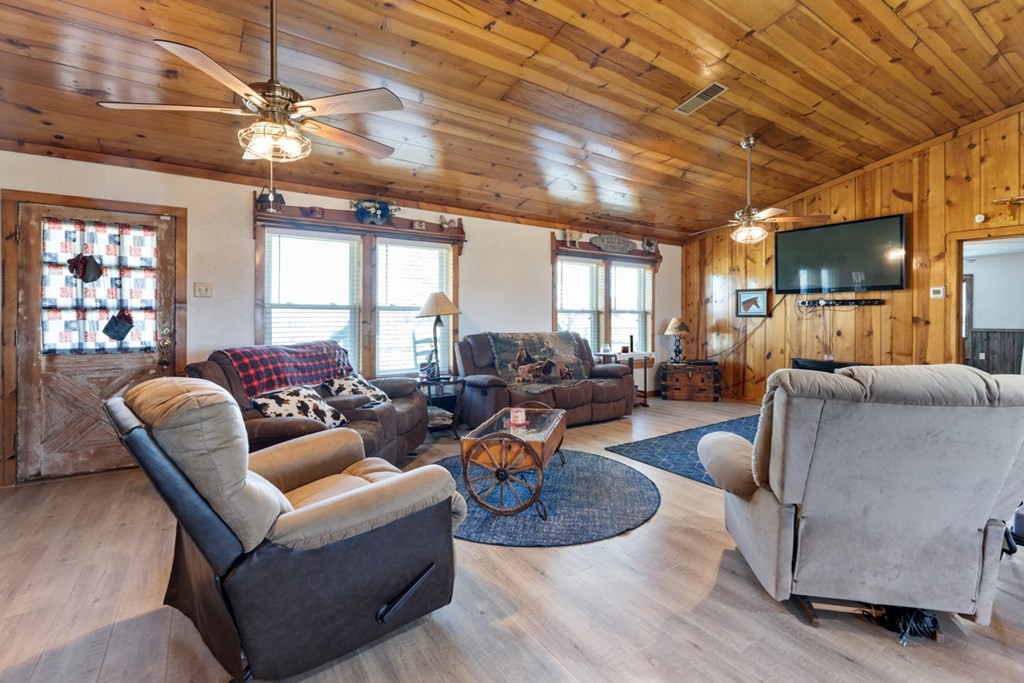 10276 Timber Trail Scurry TX 75158
