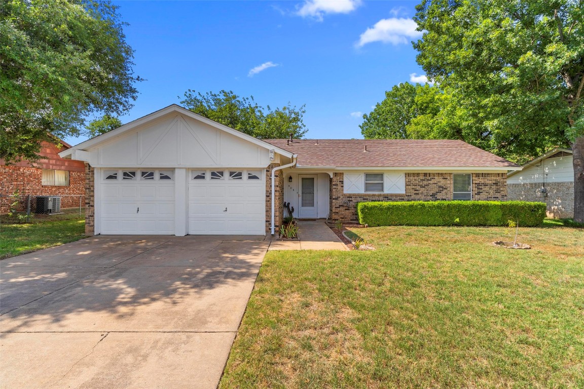 305 Hudson Avenue Crowley TX 76036
