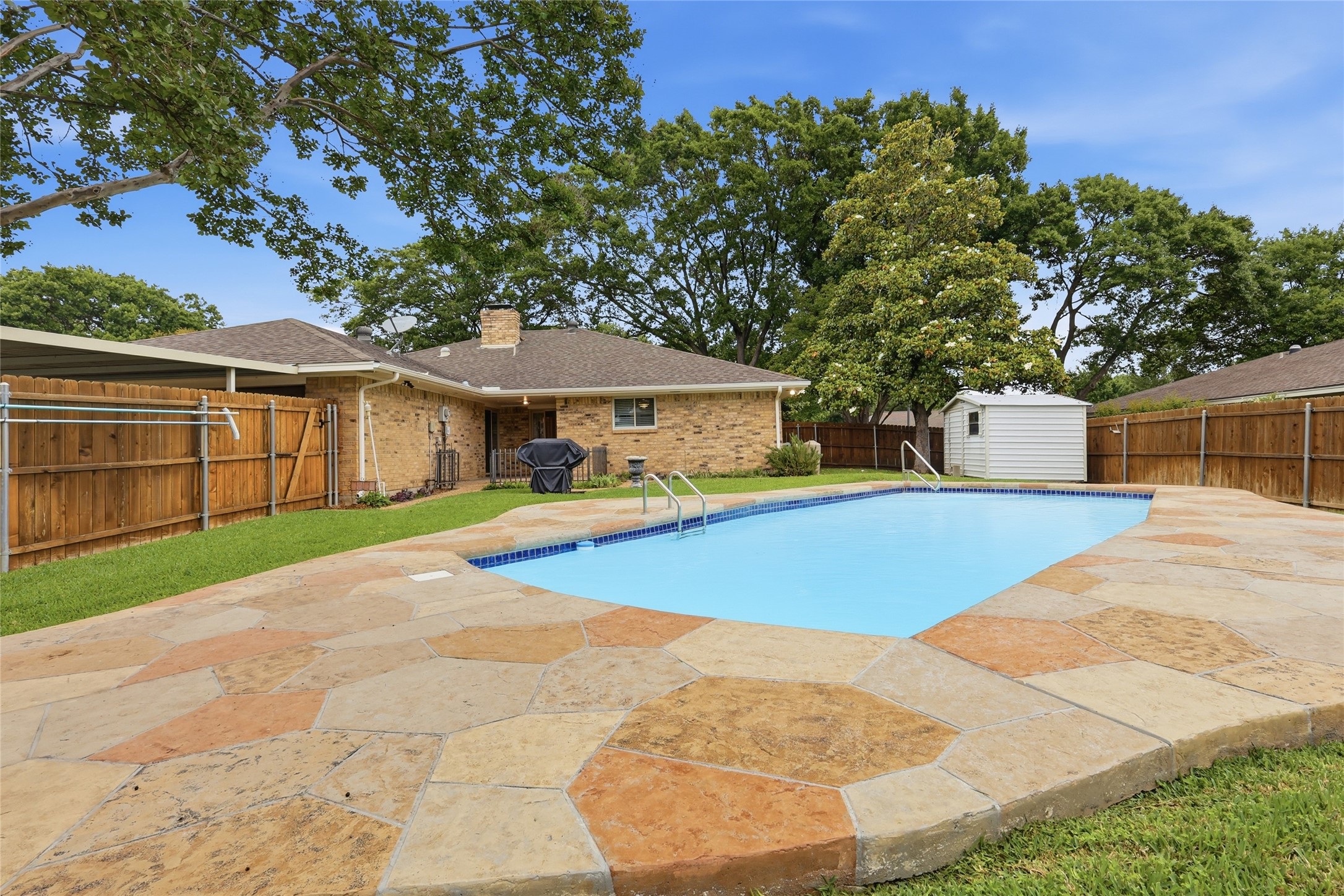 1030 Florence Drive Duncanville TX 75116