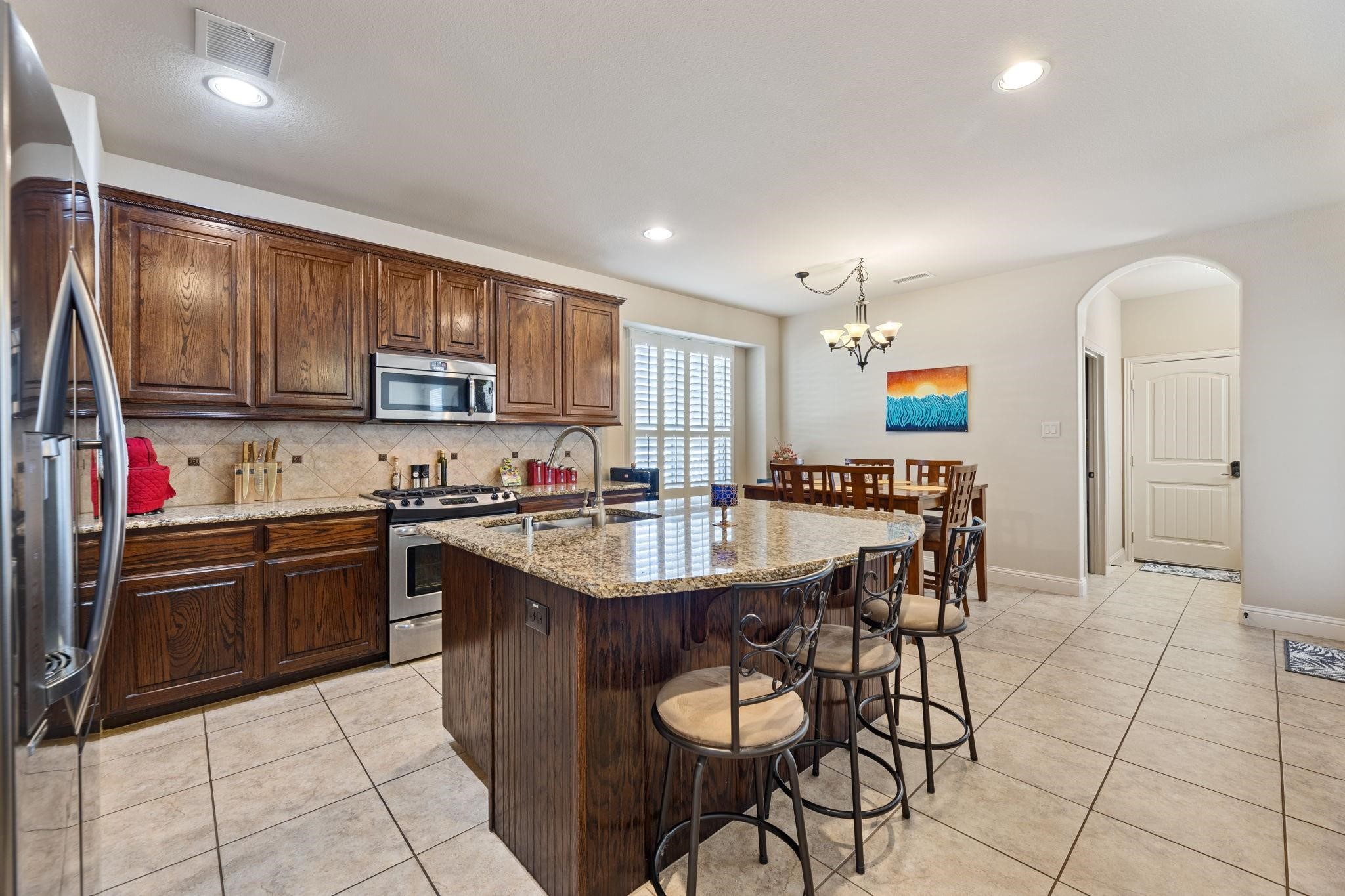 1424 Live Oak Lane Savannah TX 76227