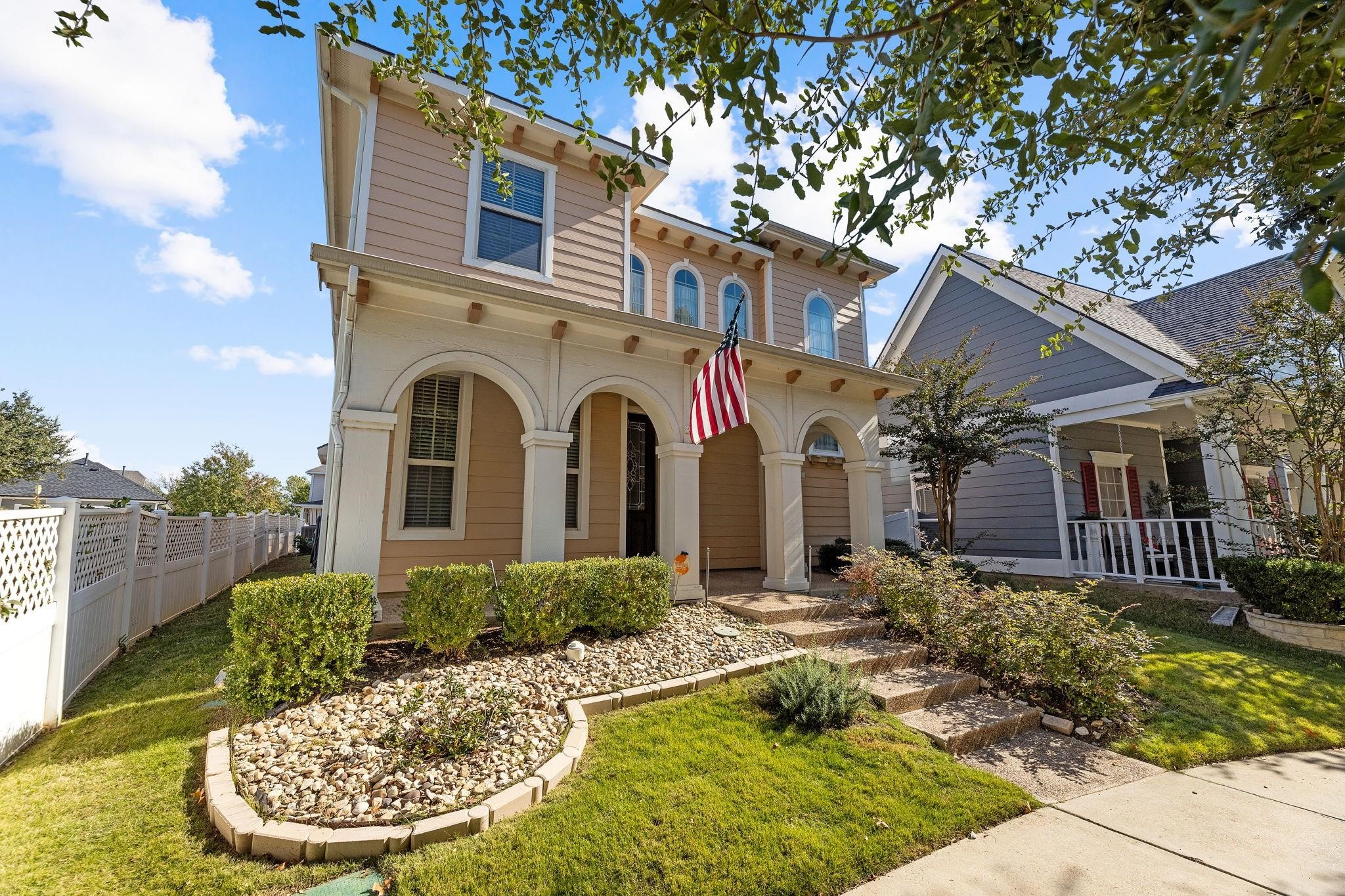1424 Live Oak Lane Savannah TX 76227