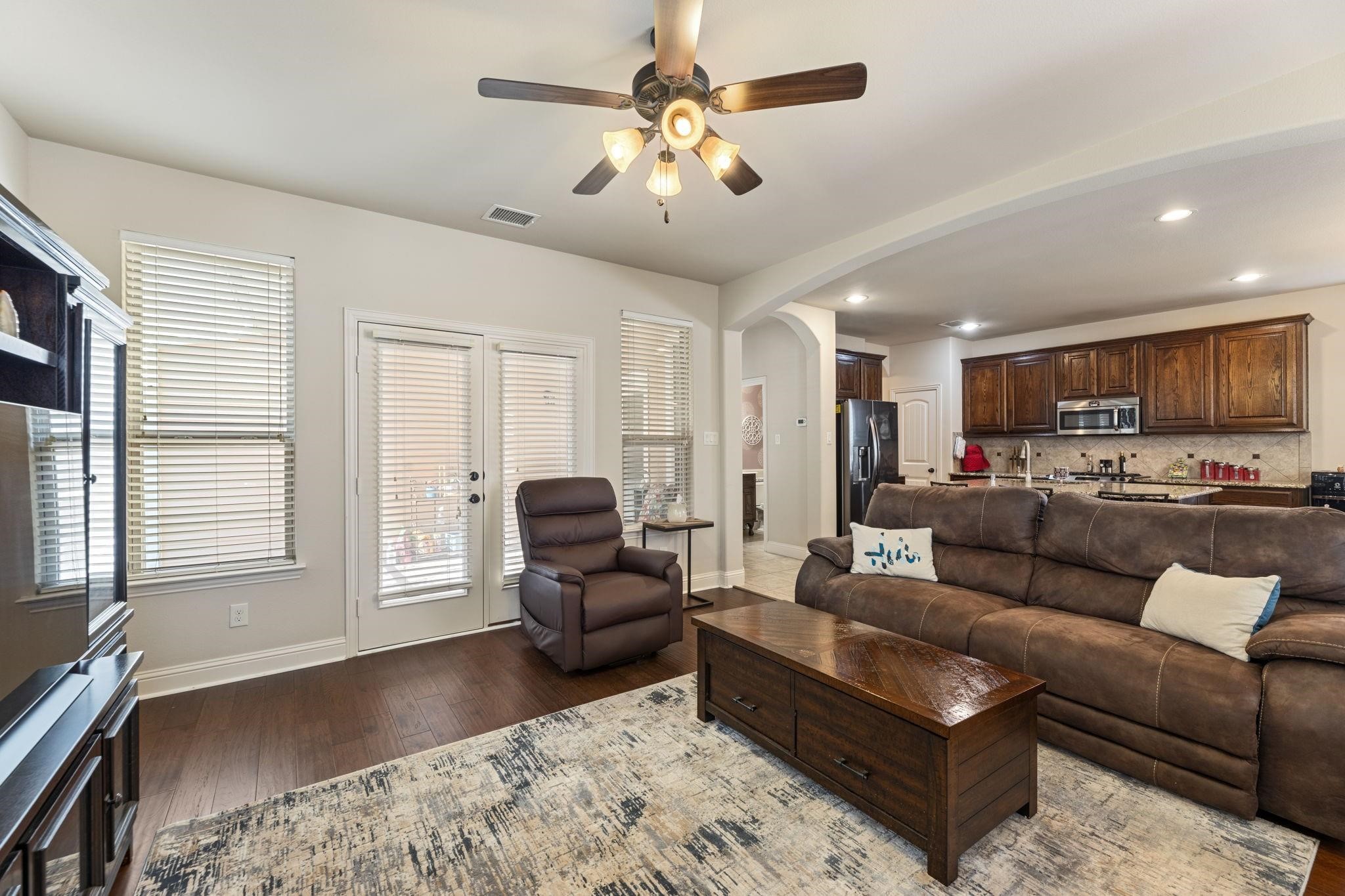1424 Live Oak Lane Savannah TX 76227