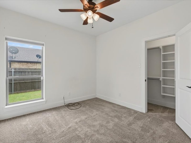 2112 Cole Street Mabank TX 75147