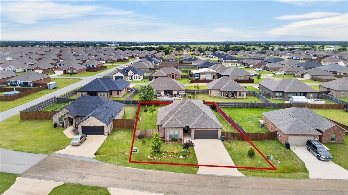 2112 Cole Street Mabank TX 75147
