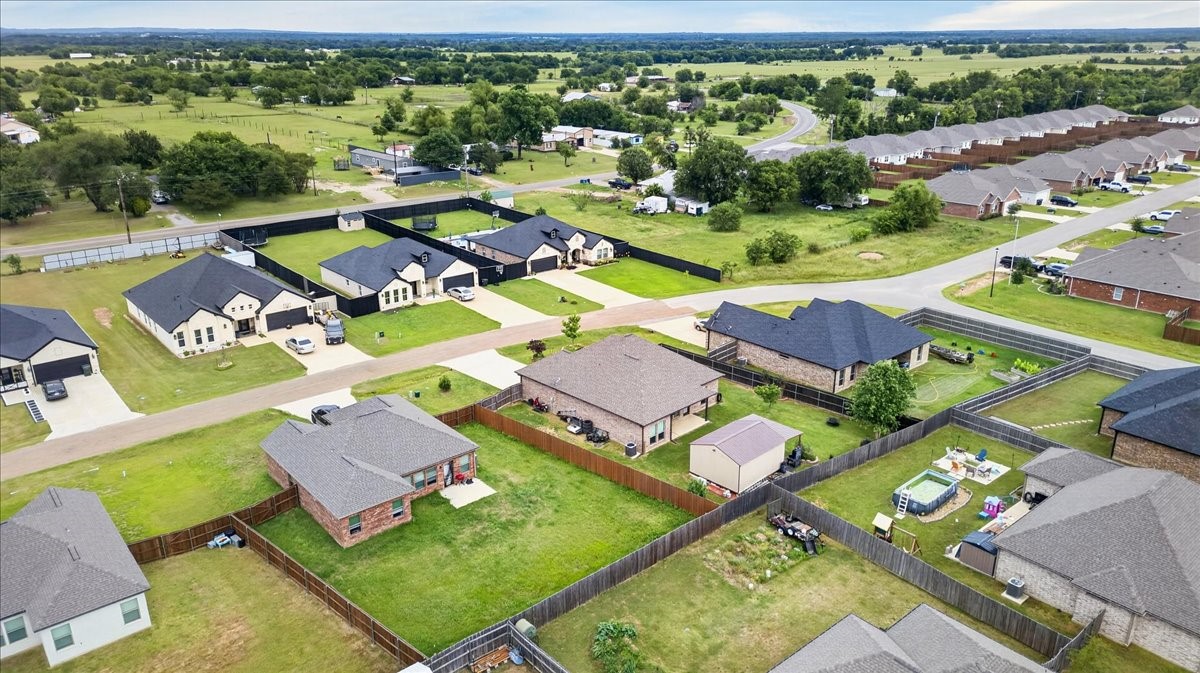 2112 Cole Street Mabank TX 75147