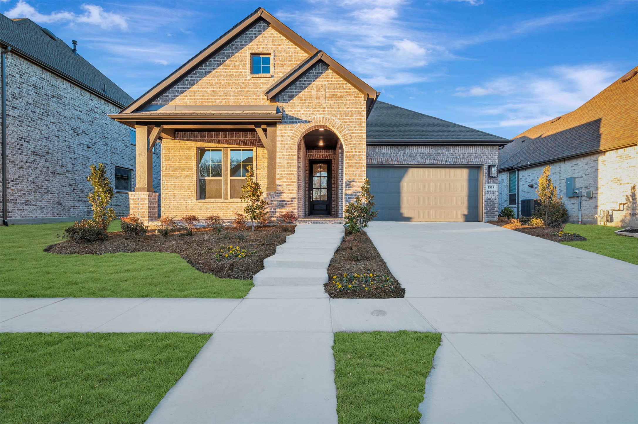 1818 Bell Court Van Alstyne TX 75495