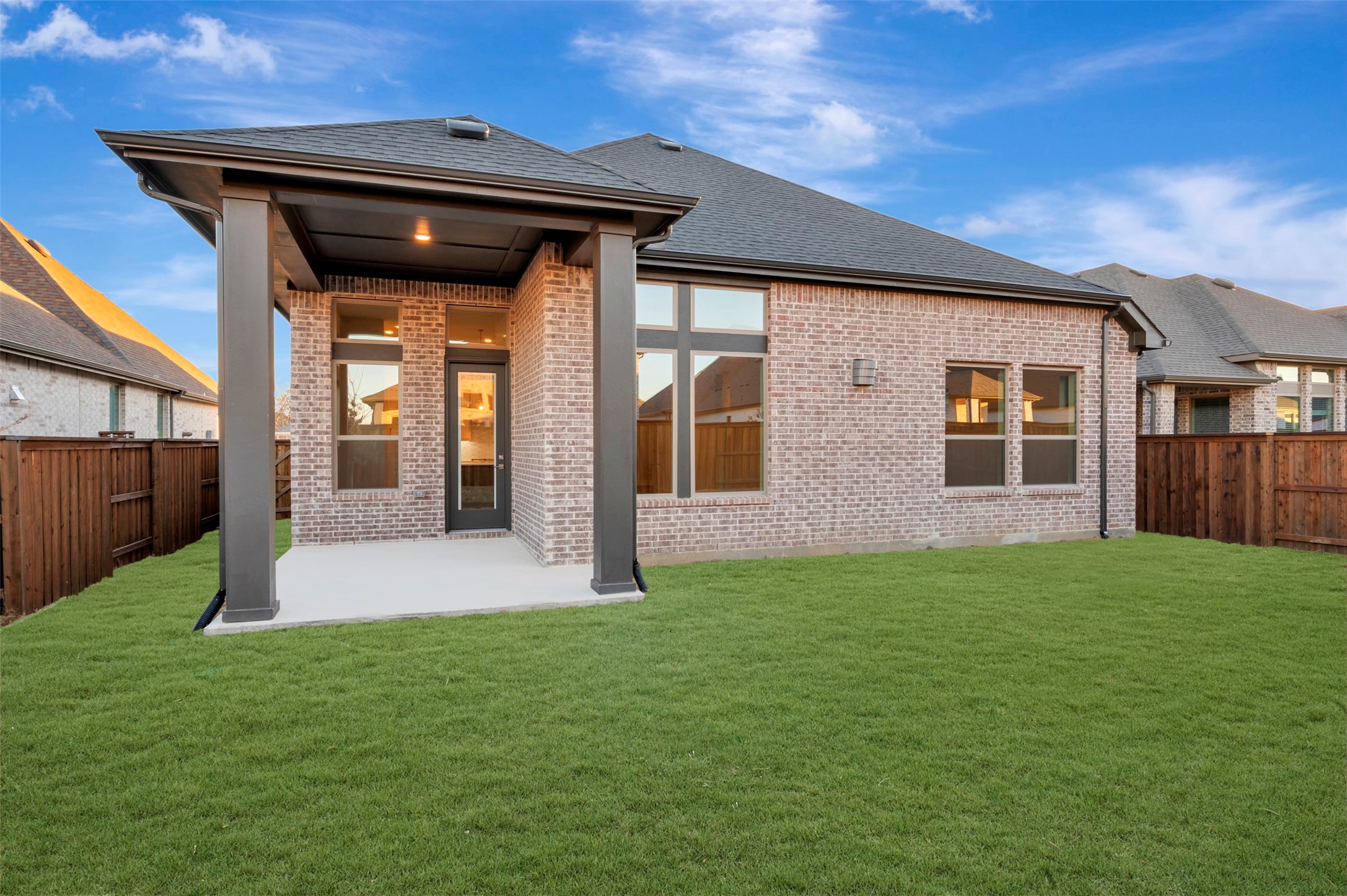 1818 Bell Court Van Alstyne TX 75495