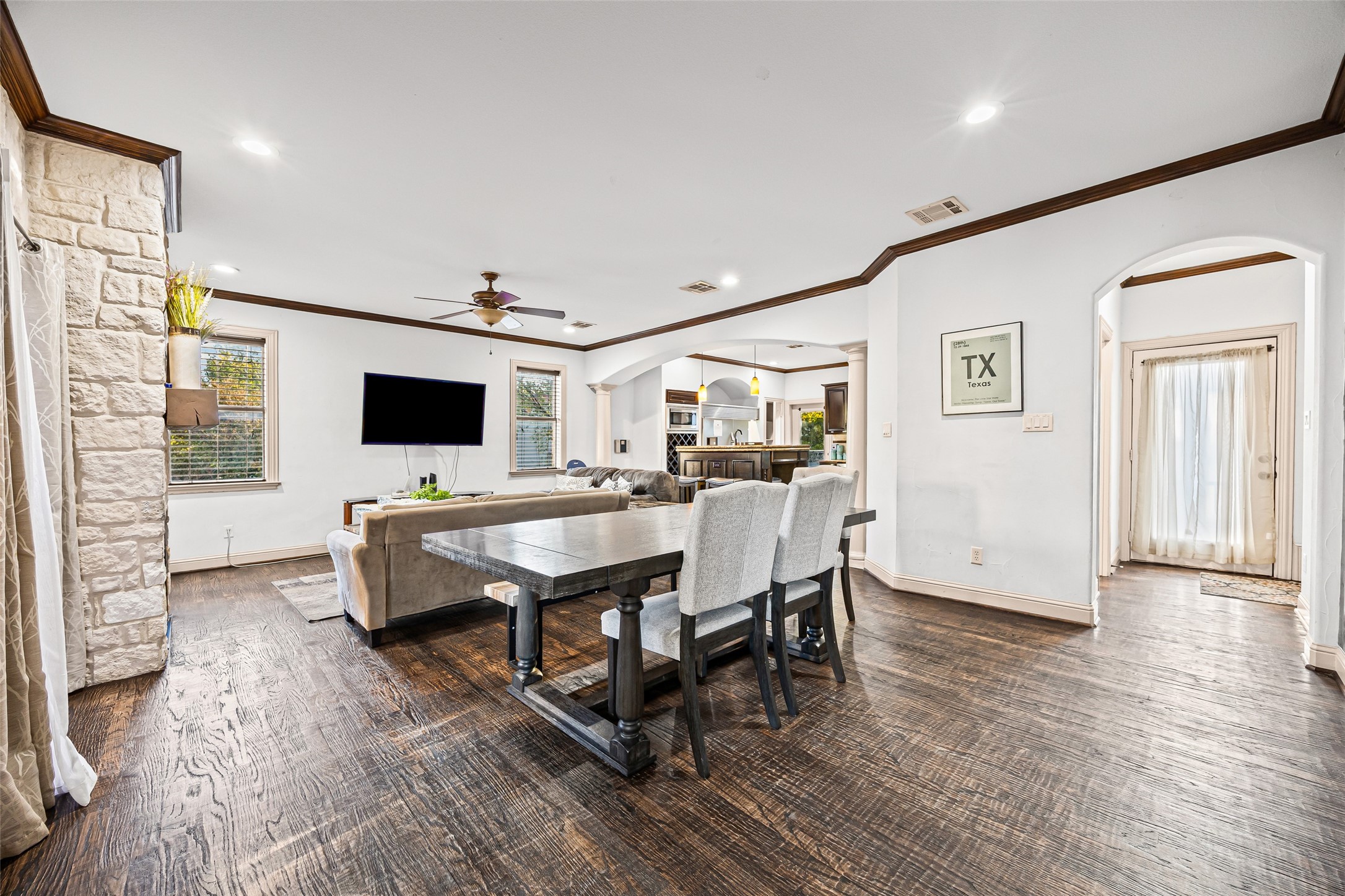 5100 Mission Avenue Dallas TX 75206