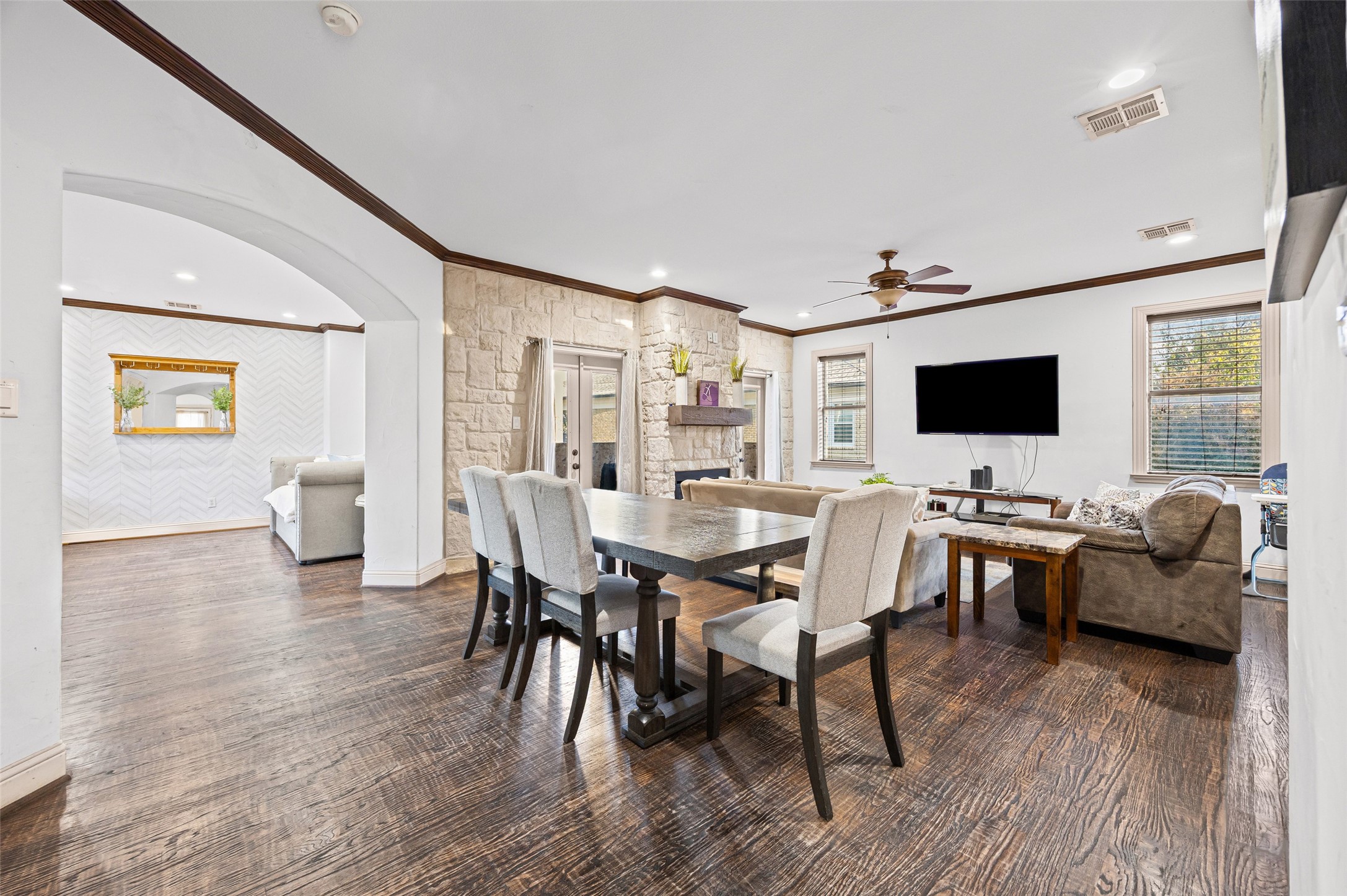 5100 Mission Avenue Dallas TX 75206