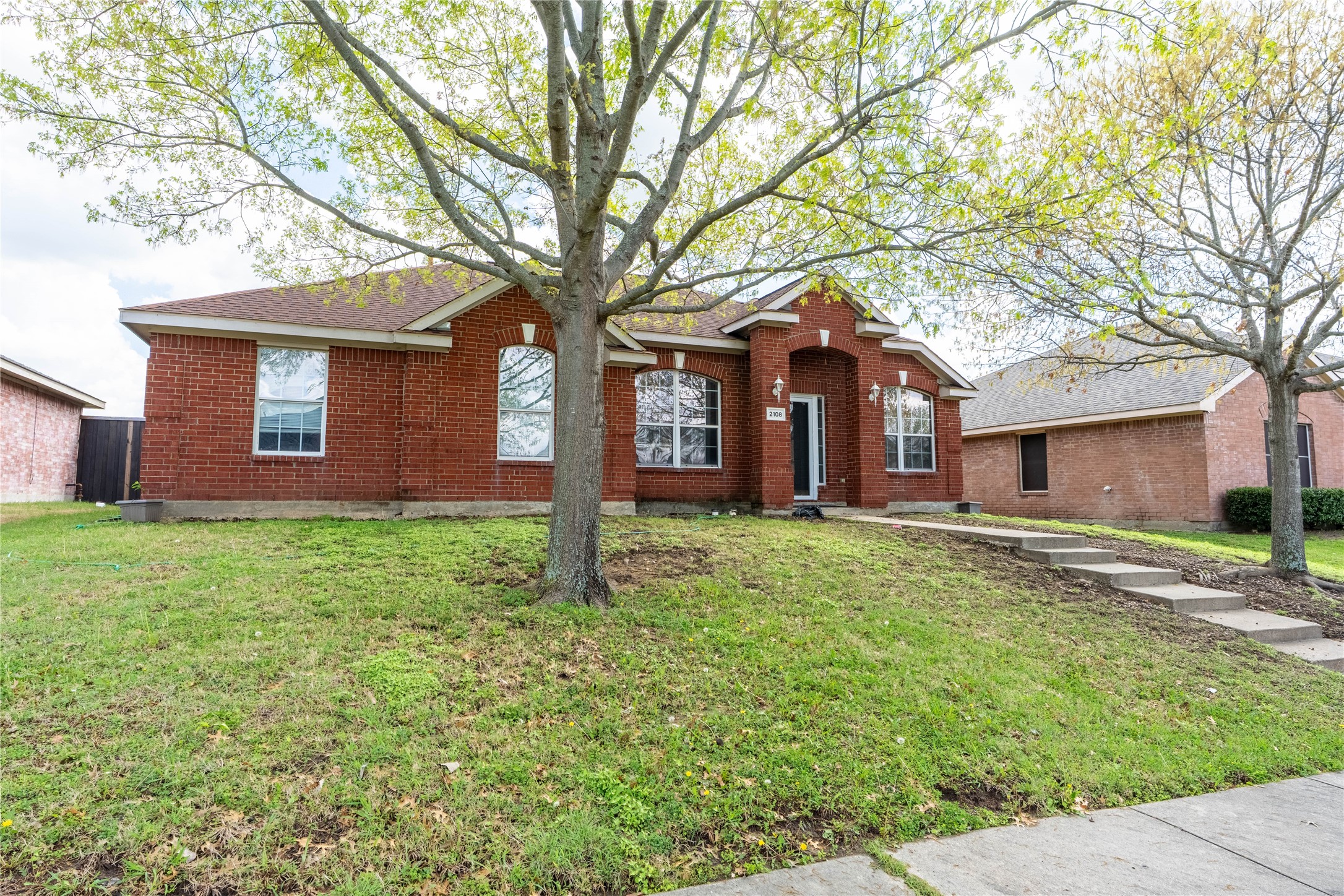 2108 Acorn Grove Mesquite TX 75181