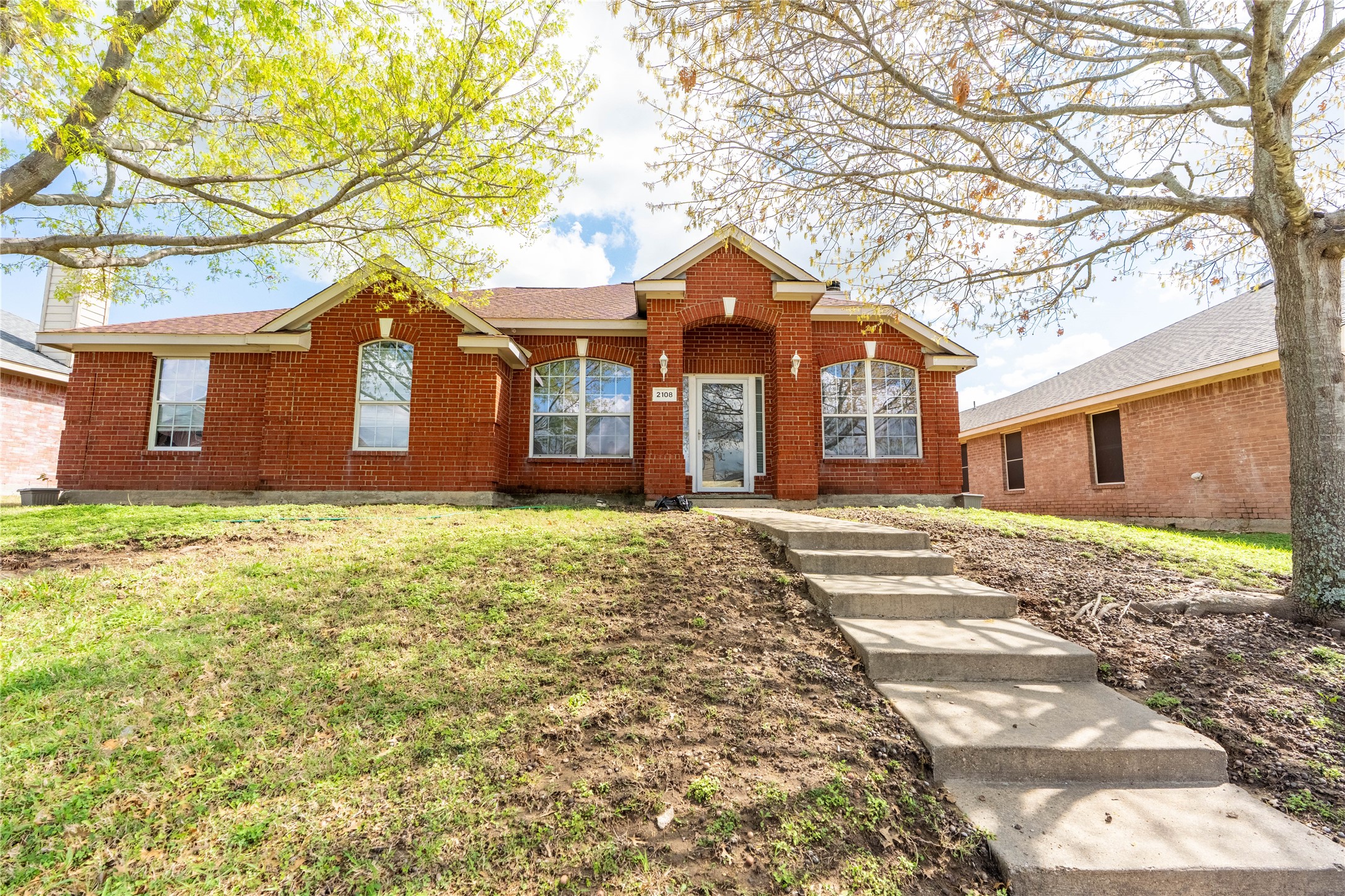 2108 Acorn Grove Mesquite TX 75181