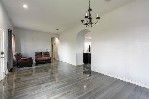 2108 Acorn Grove Mesquite TX 75181