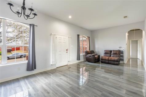 2108 Acorn Grove Mesquite TX 75181
