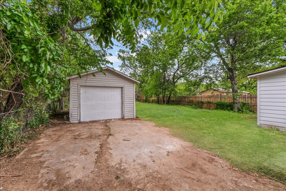 3675 Reed Street Fort Worth TX 76119