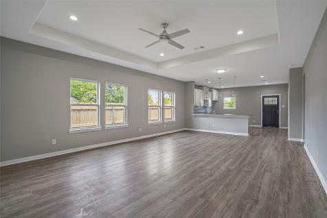 2515 Idaho Avenue Dallas TX 75216