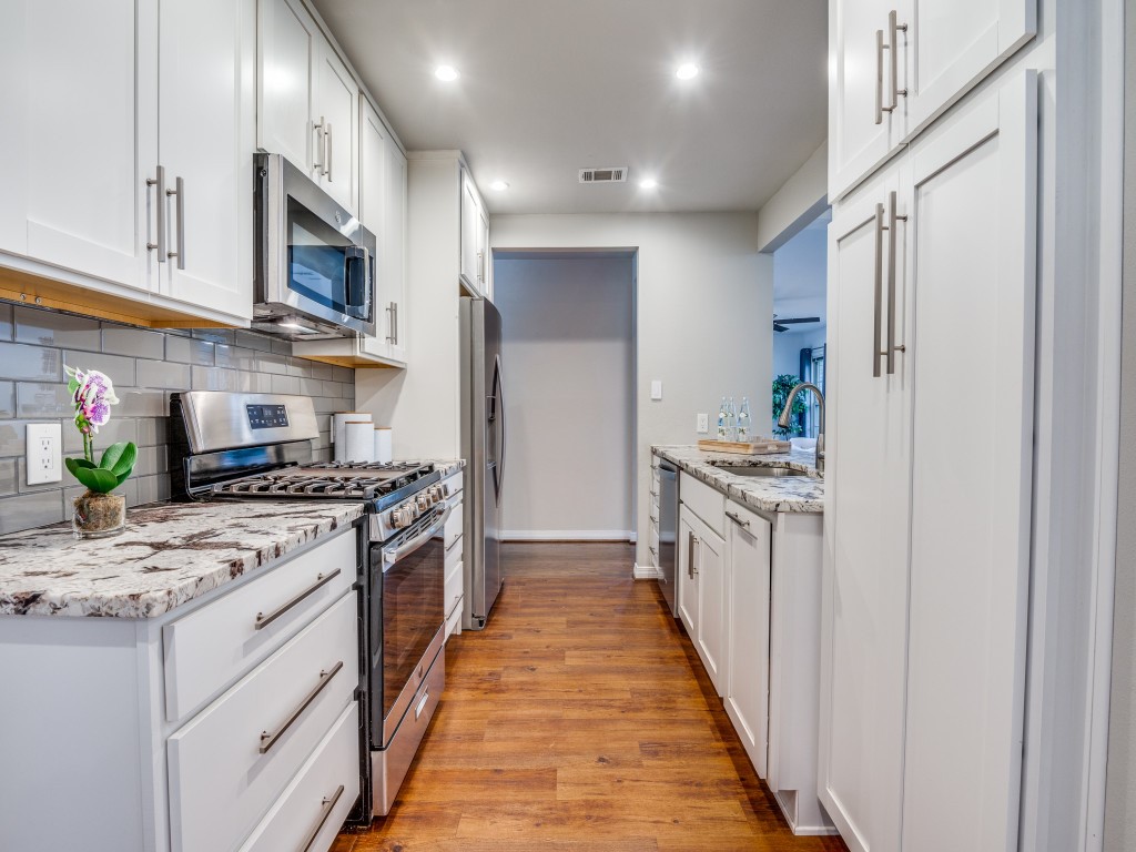 9636 Carnegie Drive Dallas TX 75228