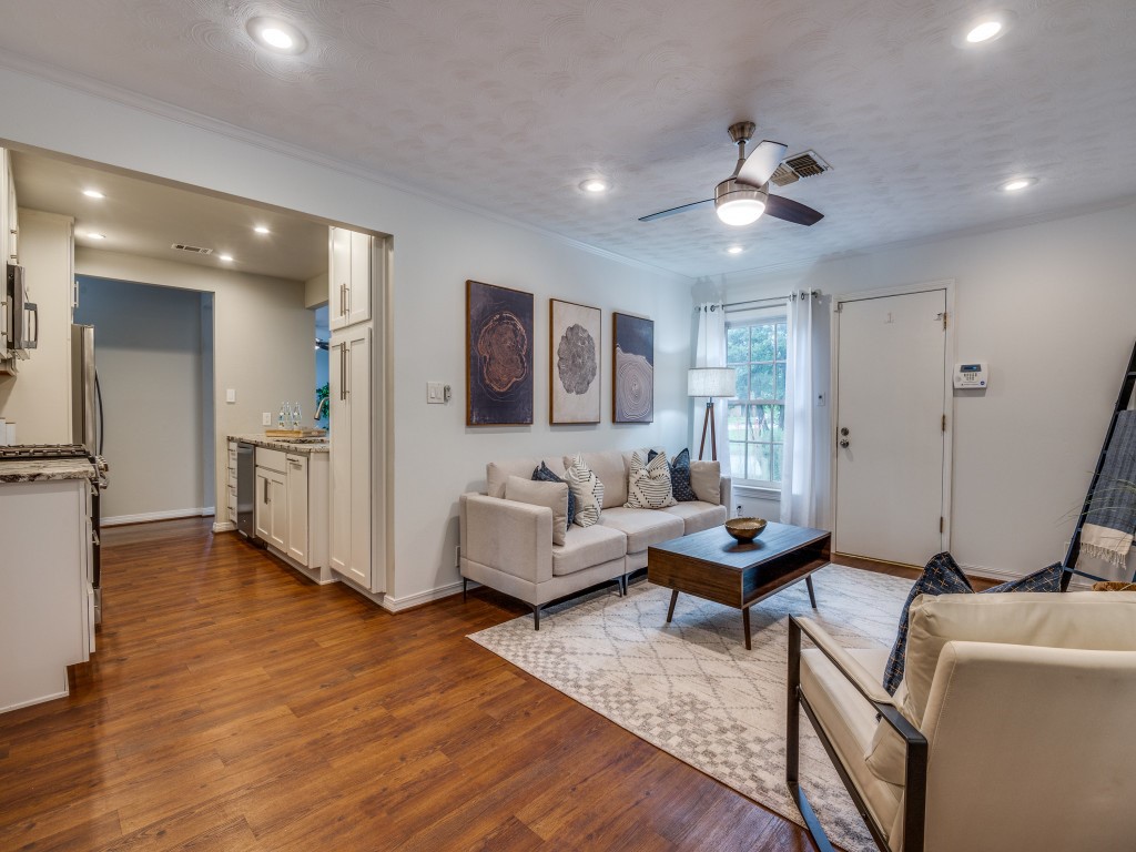 9636 Carnegie Drive Dallas TX 75228