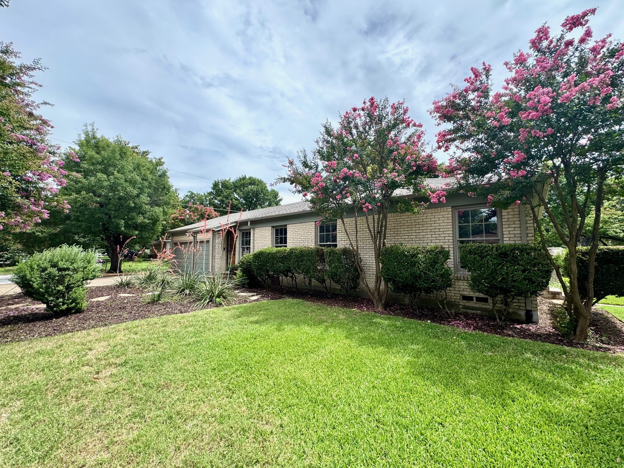 9636 Carnegie Drive Dallas TX 75228