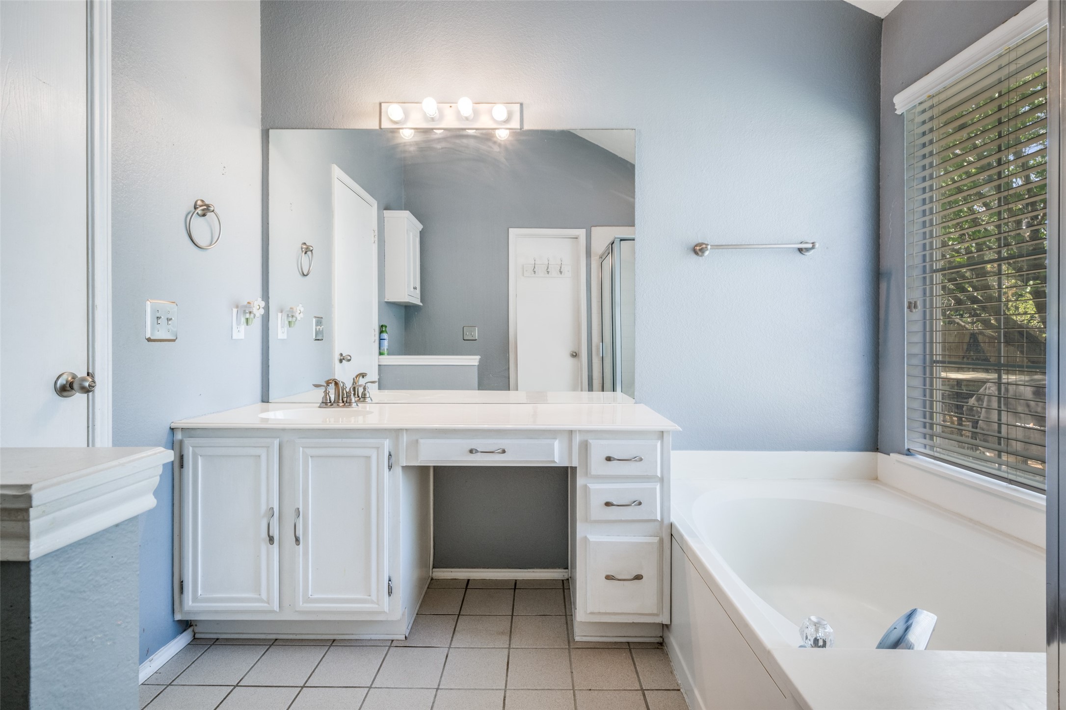 745 Winding Oak Lake Dallas TX 75065
