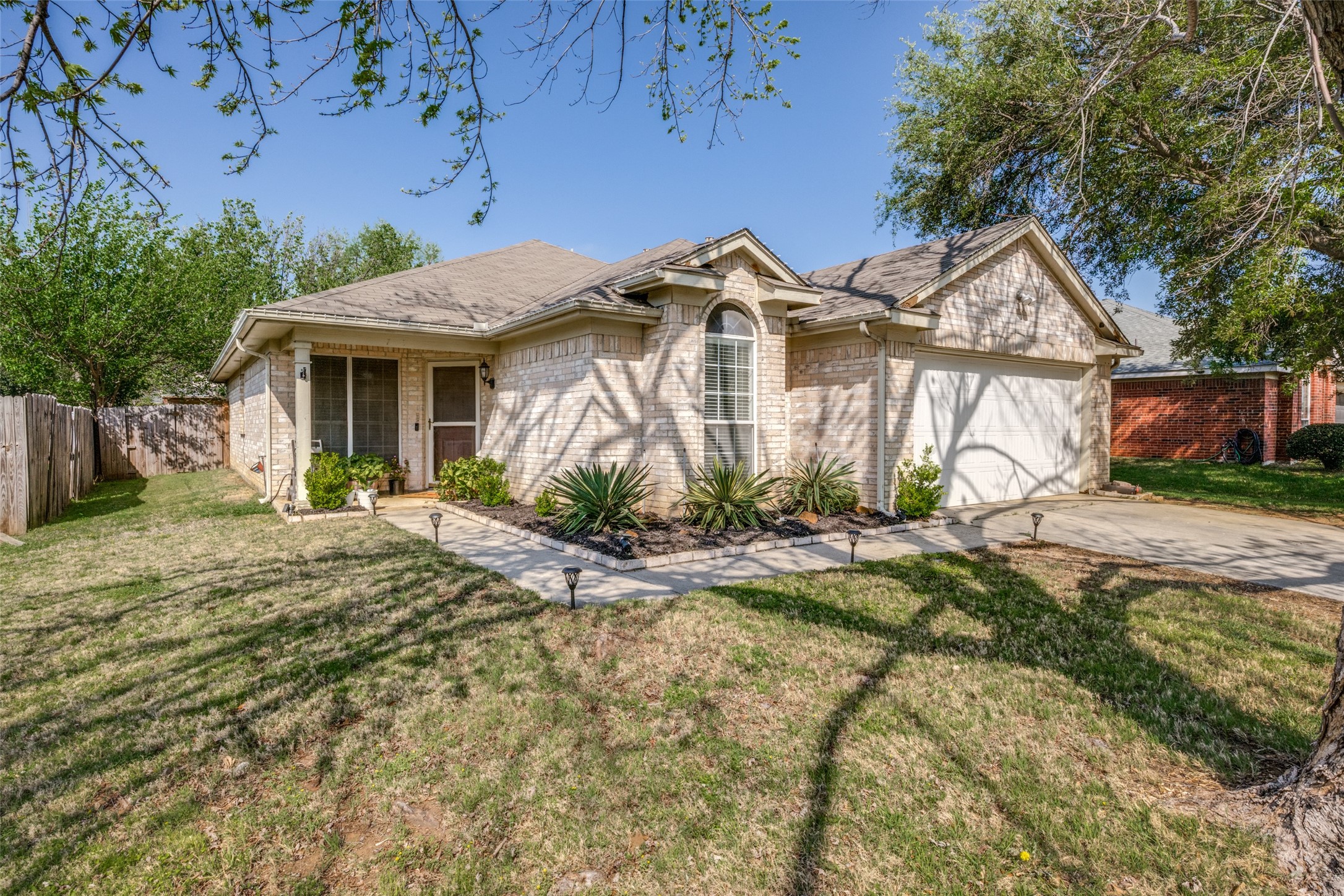 745 Winding Oak Lake Dallas TX 75065