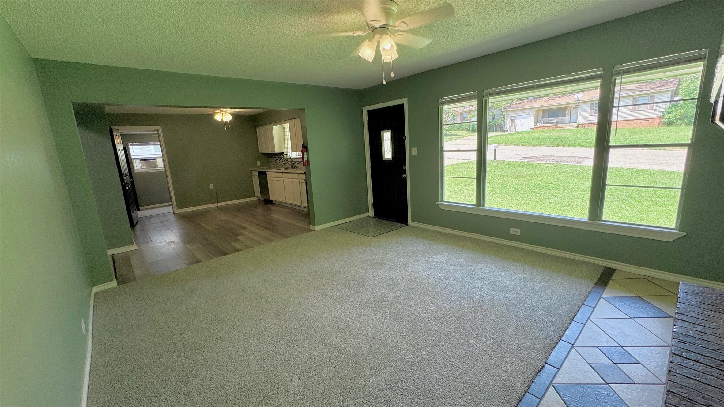 2626 W Washington Street Denison TX 75020