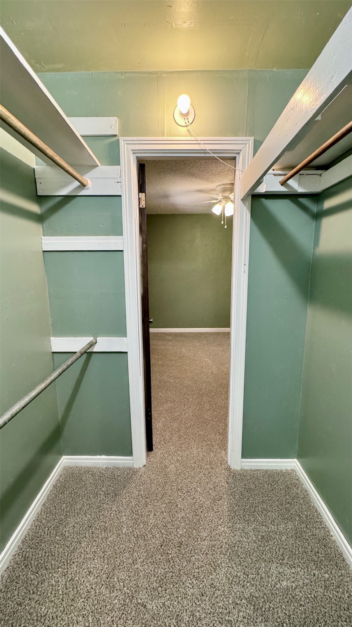 2626 W Washington Street Denison TX 75020