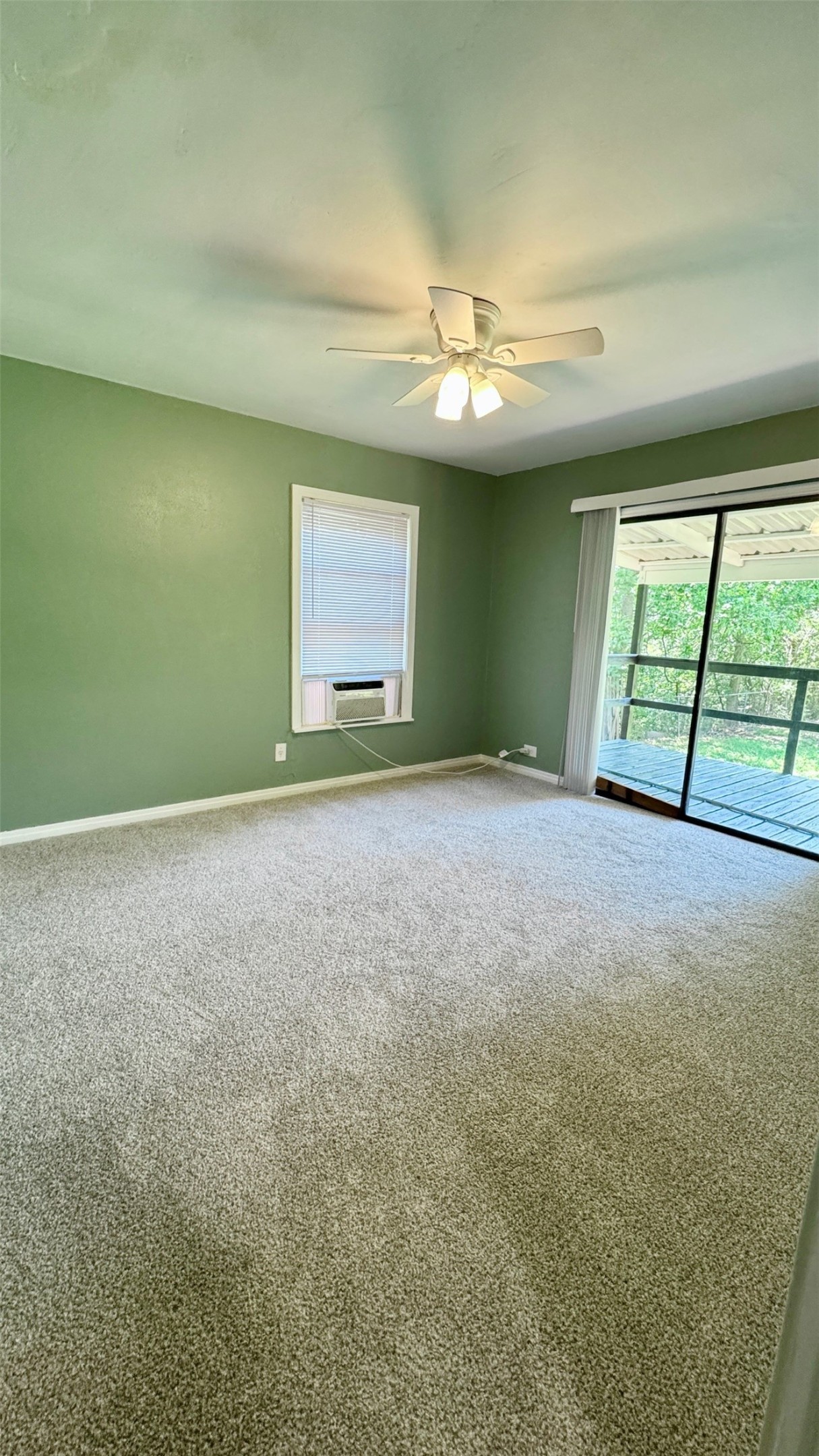 2626 W Washington Street Denison TX 75020