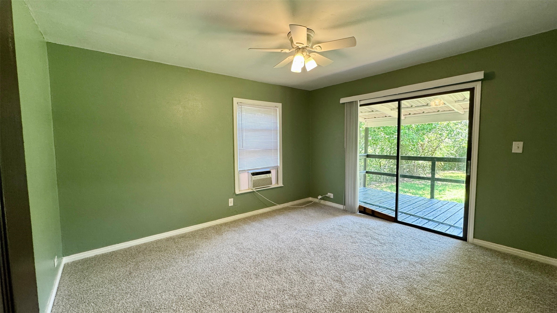 2626 W Washington Street Denison TX 75020