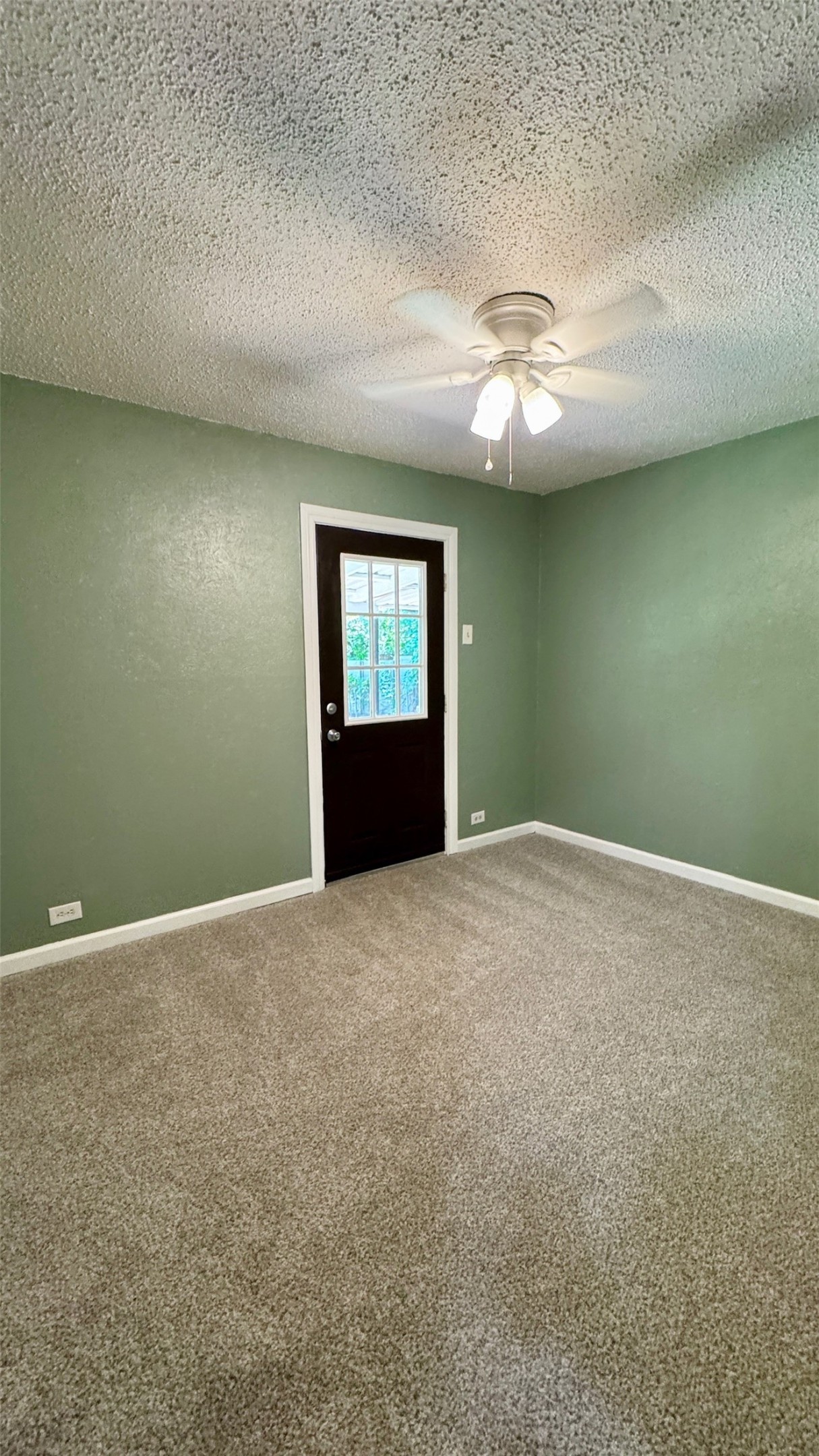2626 W Washington Street Denison TX 75020