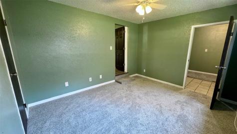 2626 W Washington Street Denison TX 75020