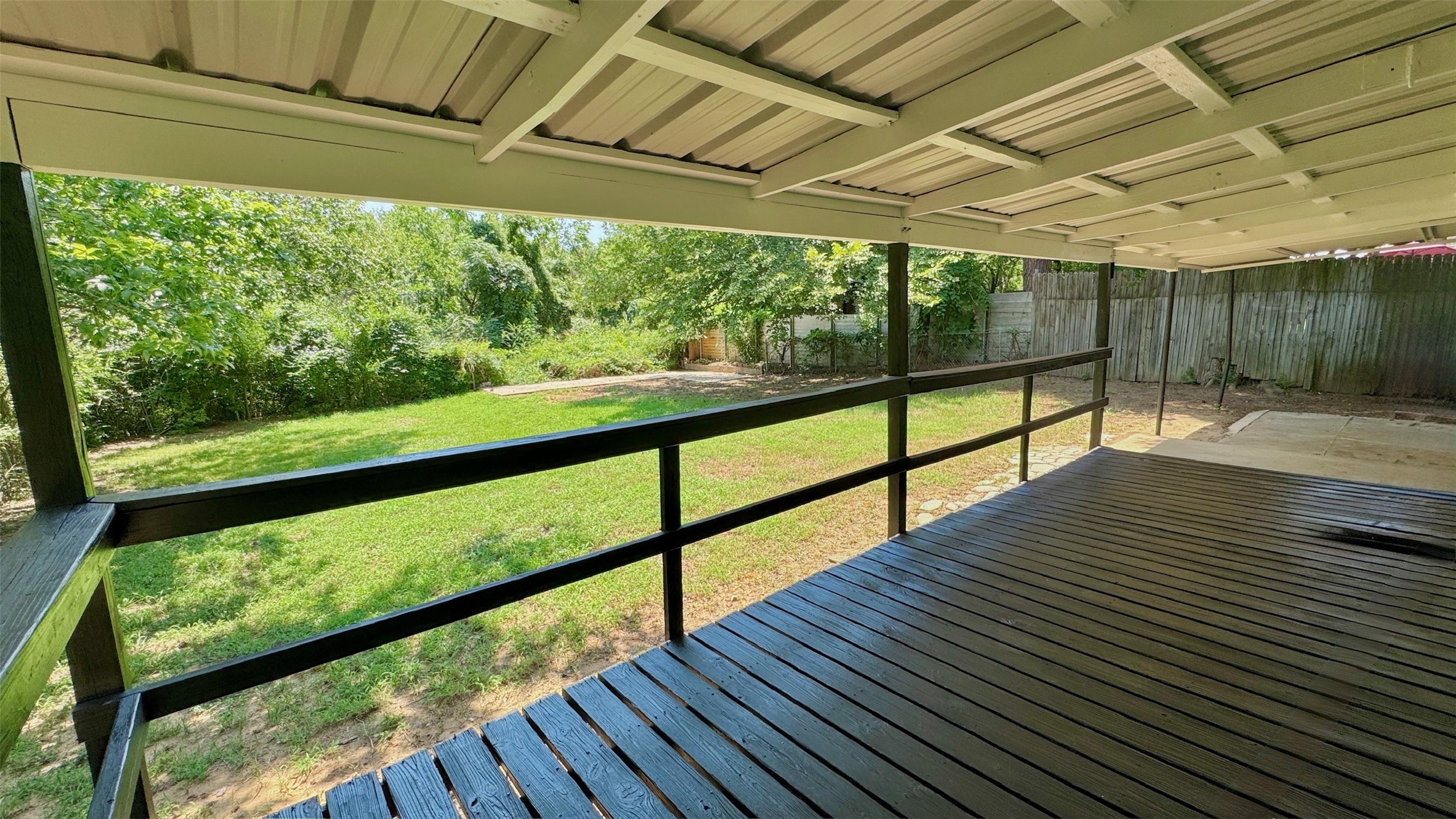 2626 W Washington Street Denison TX 75020