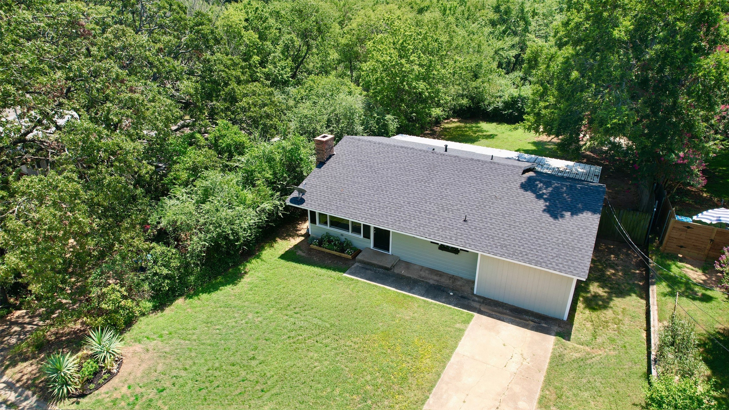 2626 W Washington Street Denison TX 75020