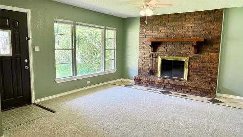 2626 W Washington Street Denison TX 75020