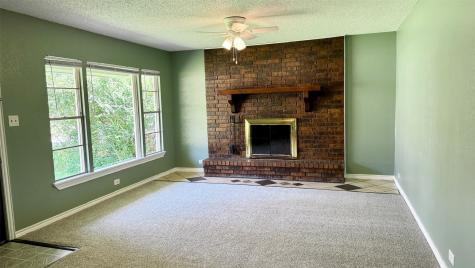 2626 W Washington Street Denison TX 75020