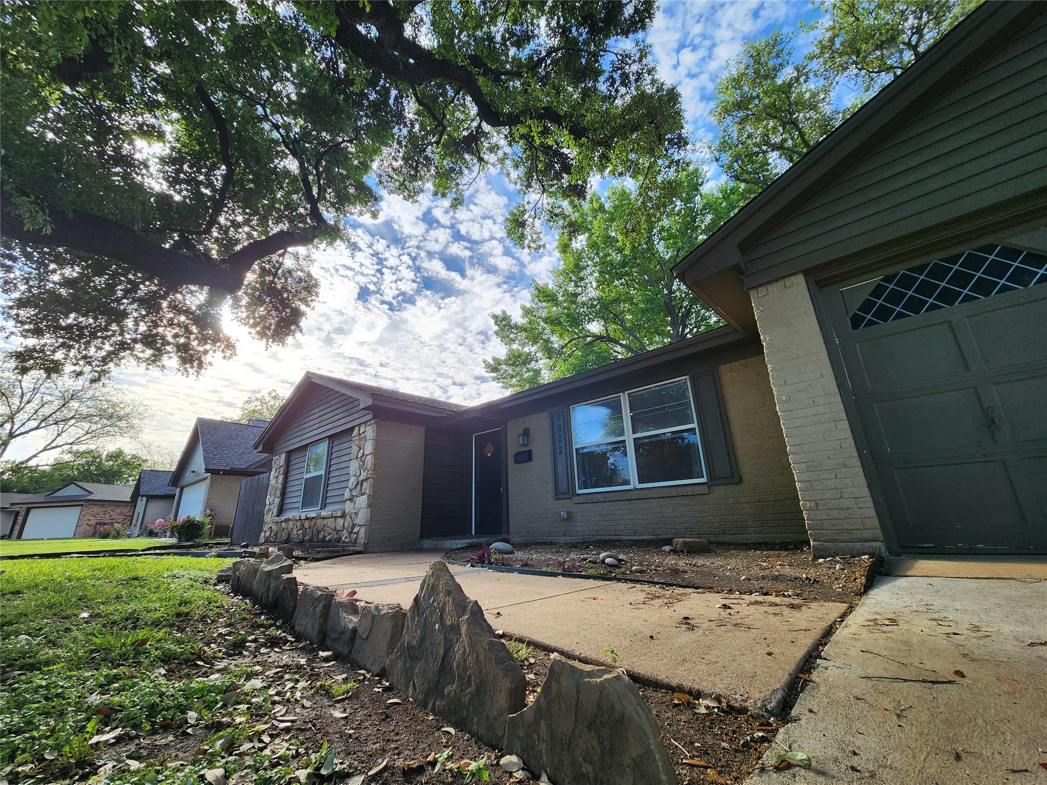 2822 Sunny Hill Lane Farmers Branch TX 75234