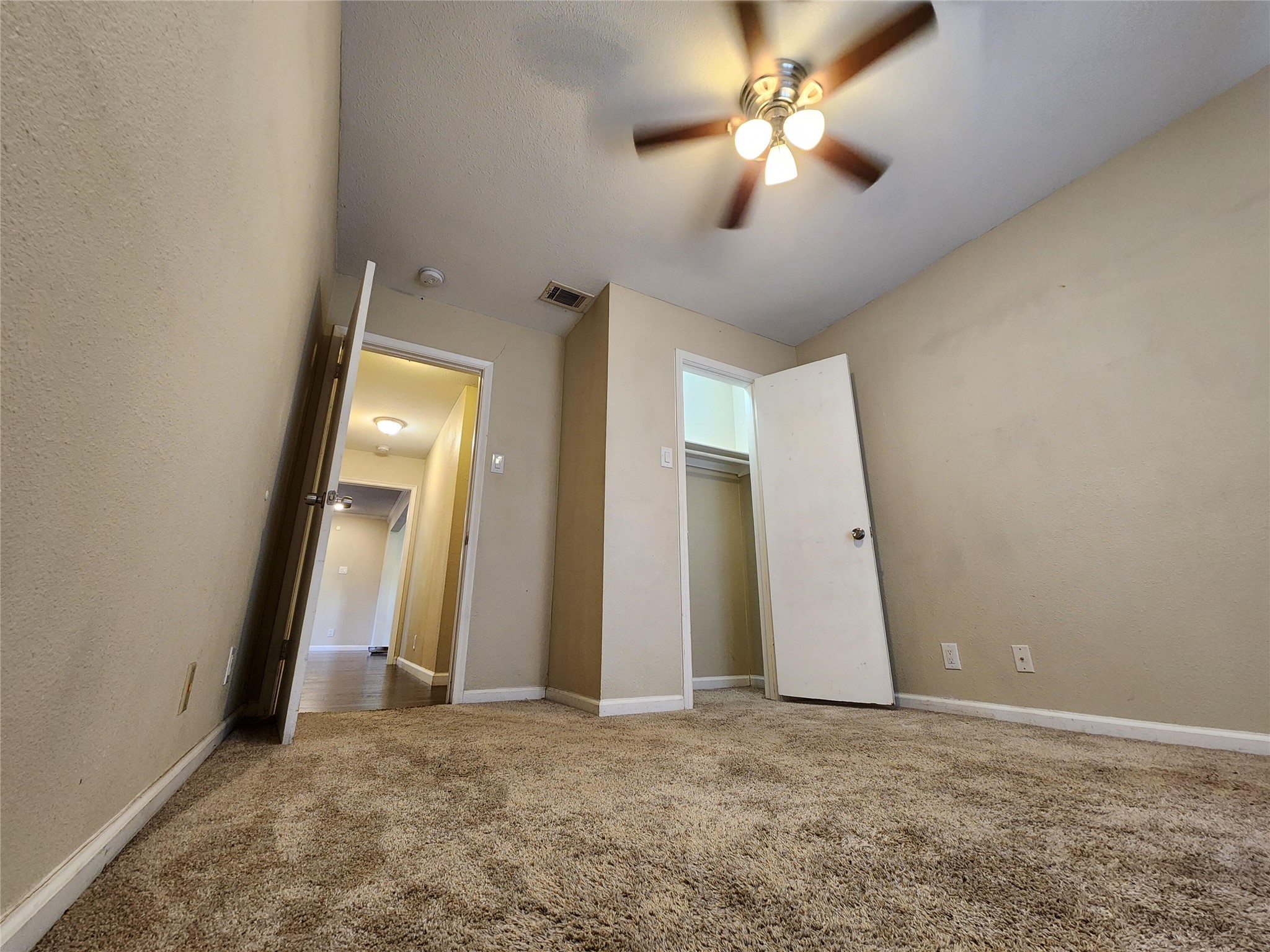 2822 Sunny Hill Lane Farmers Branch TX 75234