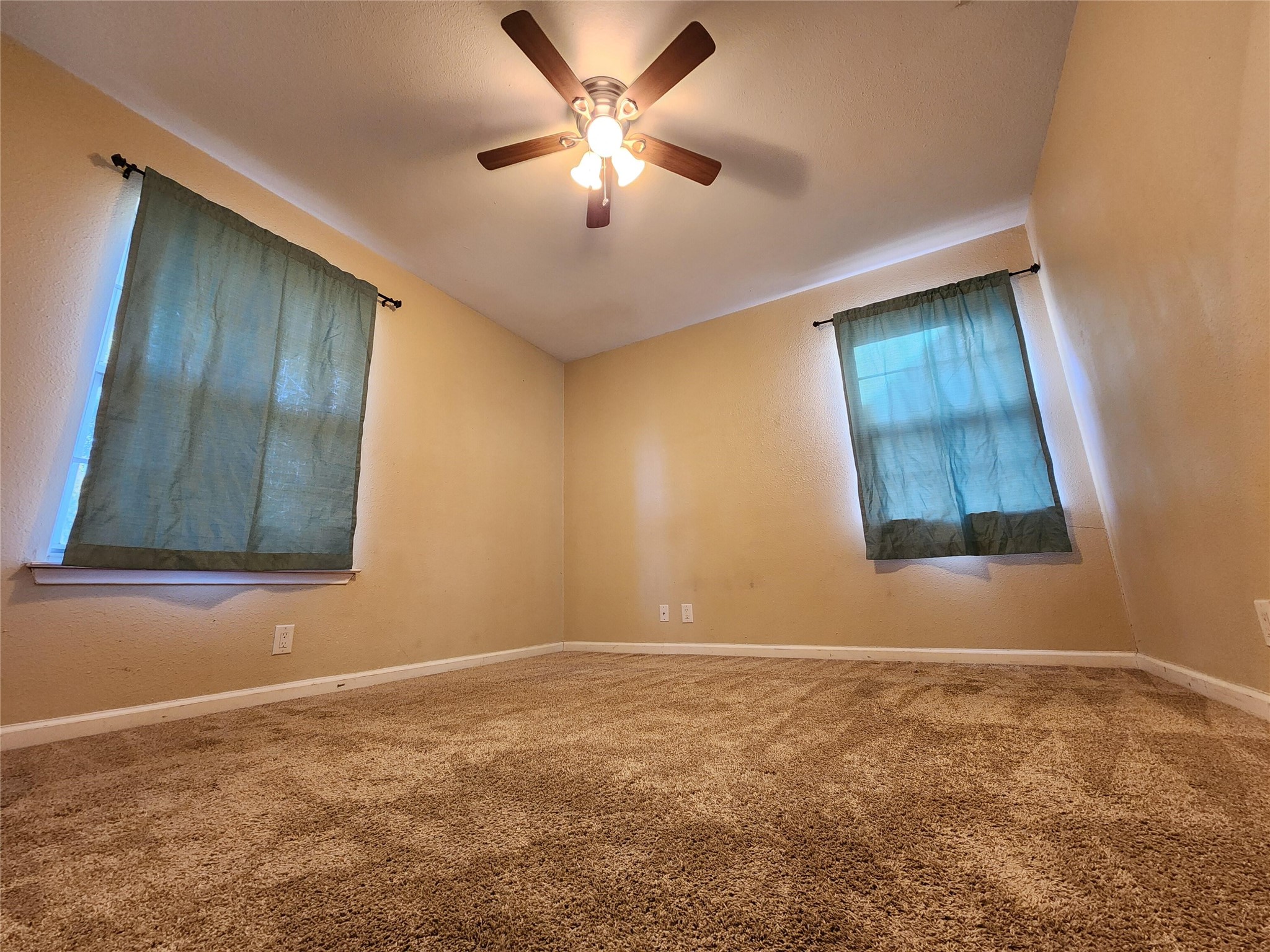 2822 Sunny Hill Lane Farmers Branch TX 75234