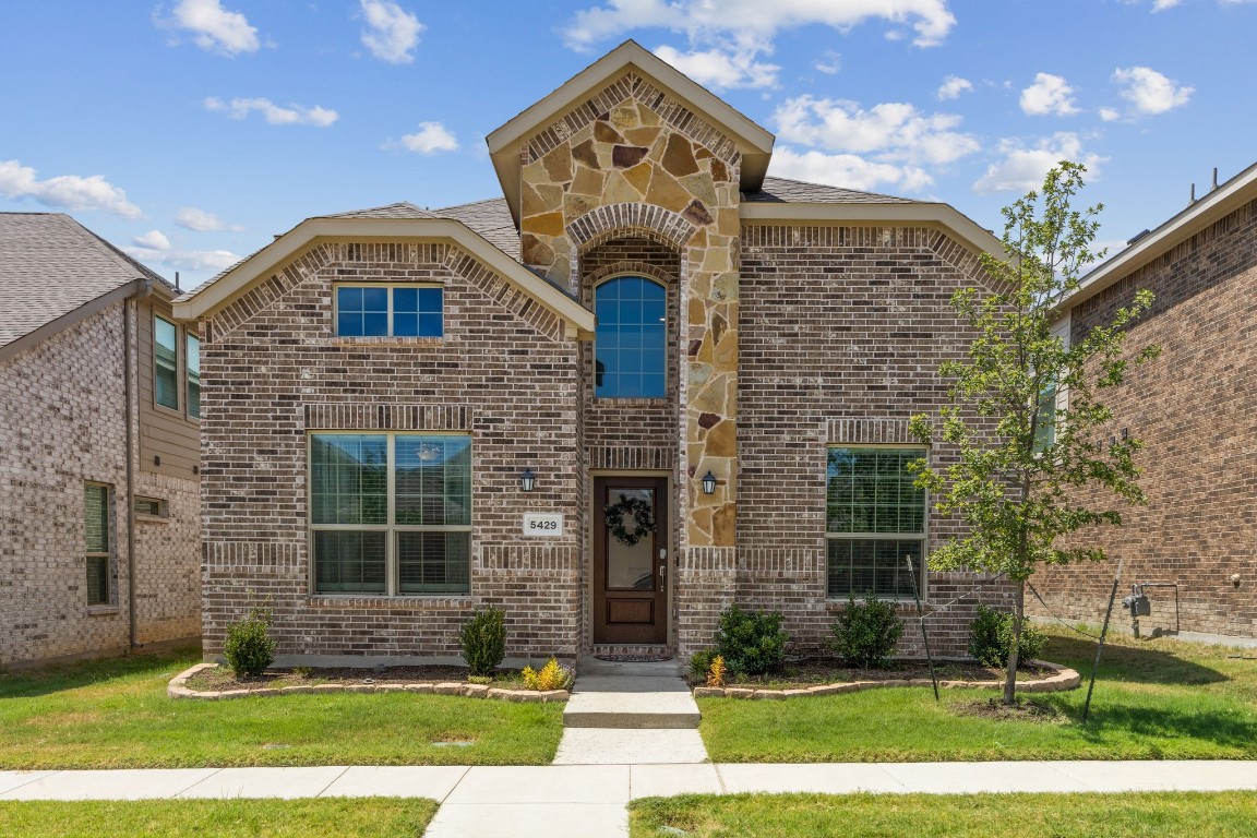 5429 Windsong Way Garland TX 75040