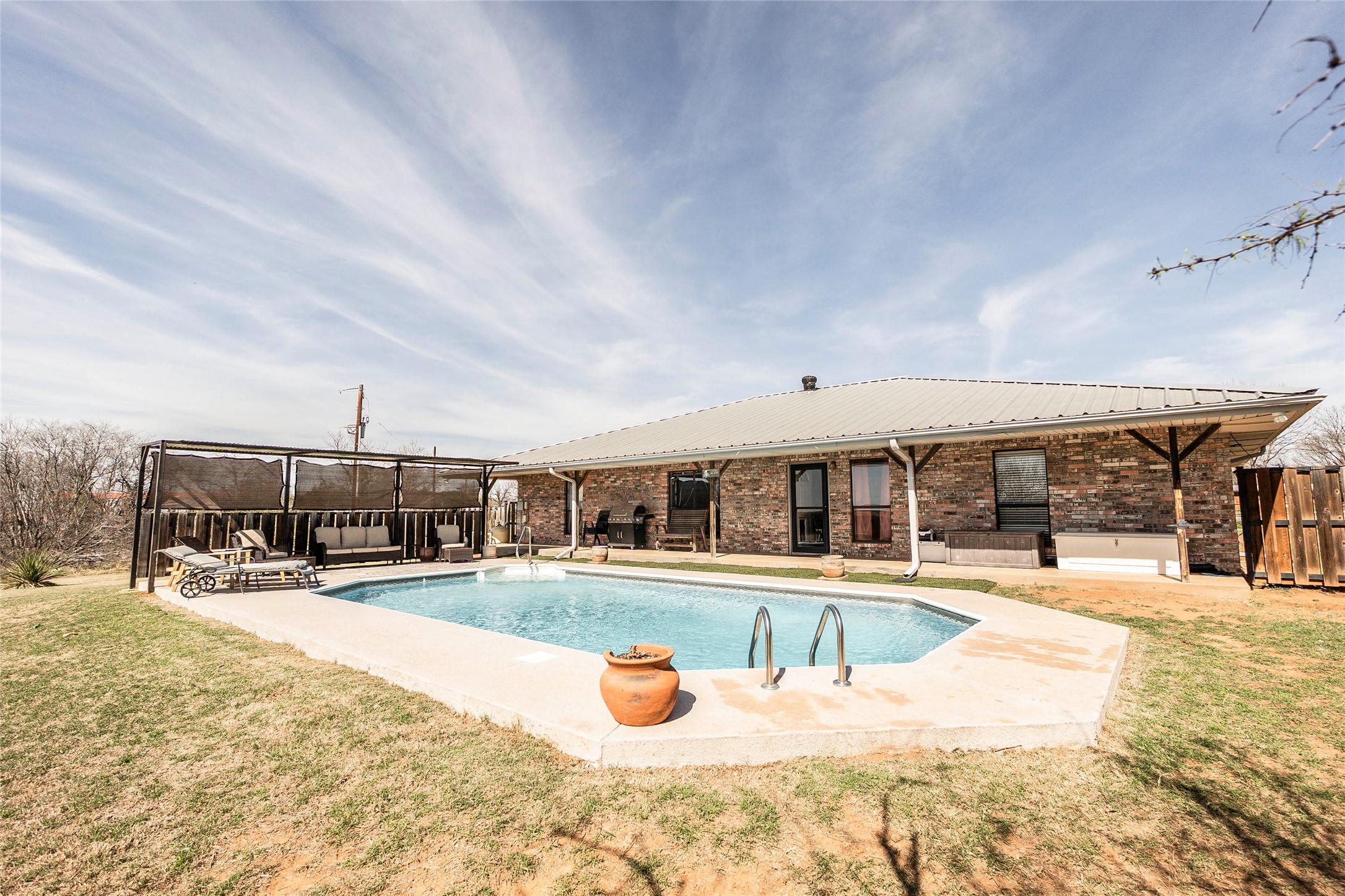 1007 W South Street Henrietta TX 76365